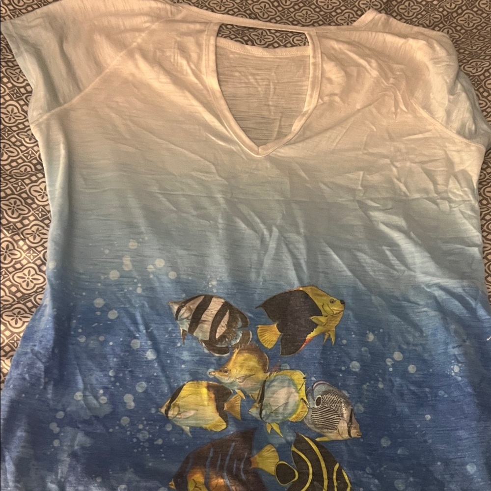 Ladies Guy Harvey Ocean-Themed Blue and White T-Shirt - Picture 3 of 4